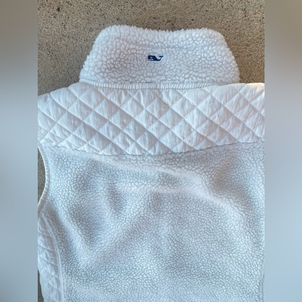 Vineyard vines white Sherpa Fleece Vest Size XSmall - Picture 5 of 5